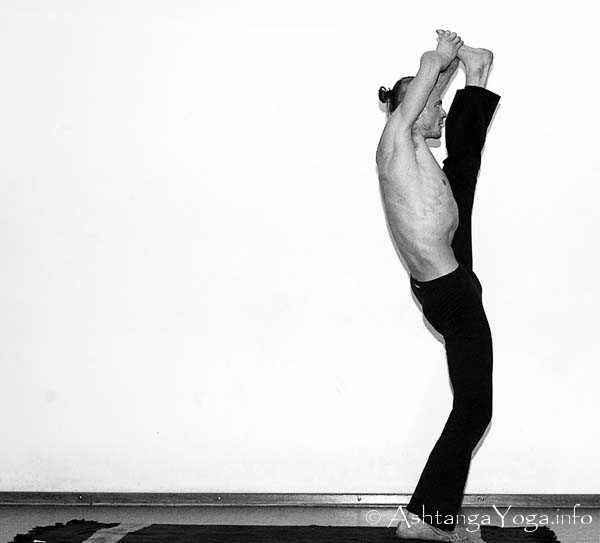 Trivikrmasana - Ashtanga Vinyasa Yoga transcends gravity in Advanced A Series (Sthira Bhaga). 