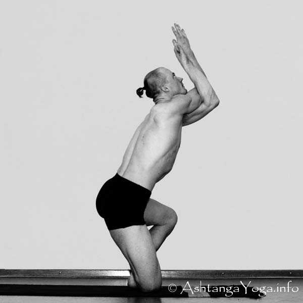 Vatayanasana - Intermediate Series (Nadi Shodana / second serie) brings the Ashtanga Vinyasa Yoga Practice from an physical to an more energetic level. 