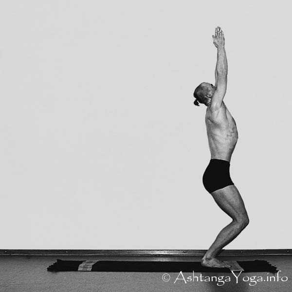 Utkatasana - Surya Namaskara B - One of the most beautiful parts in Ashtanga Vinyasa Yoga Practise.