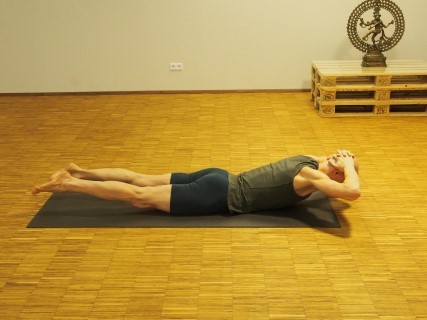 Lifted up at the neutral position of the exercise